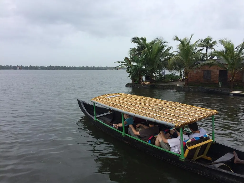 Oscar Cruise Hotel Alappuzha India