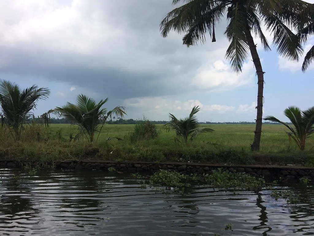 Oscar Cruise Hotel Alappuzha